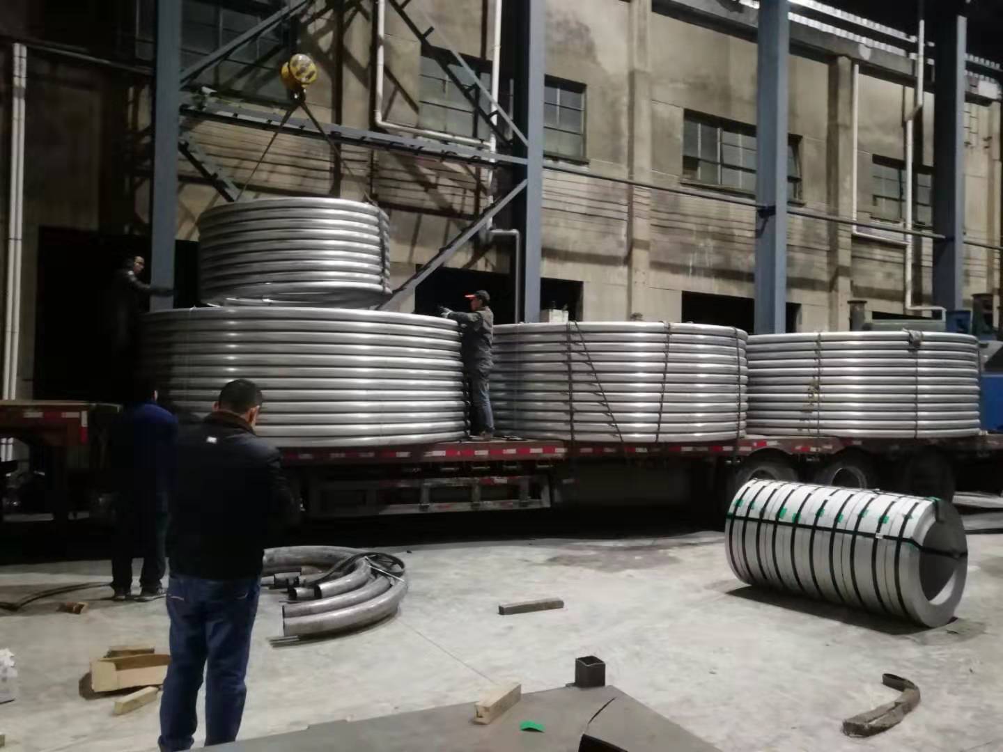 半圓管發貨現場 半圓管發貨現場